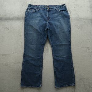 Levi's 515 Jeans Women's Size 24M Blue High-Rise Bootcut Denim Pants 31" Inseam